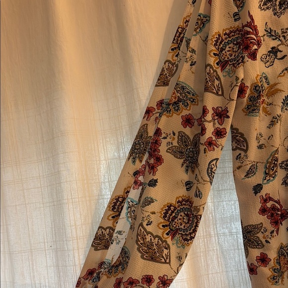 Faith and Joy Split sleeve Floral Print Women's Top - Multicolor - Picture 4 of 5